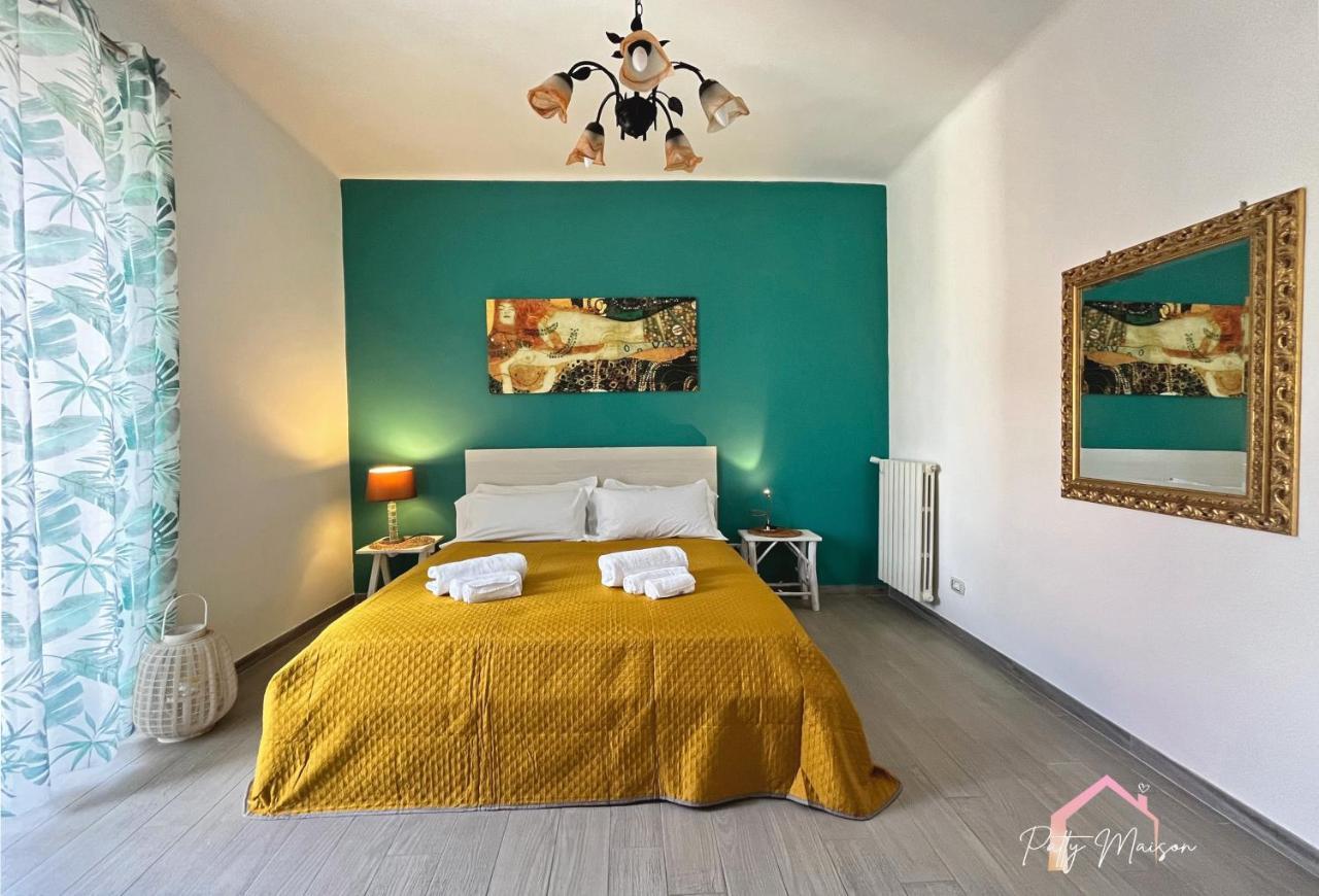 Patty Maison - Large & New Central Apartment Bari Exterior photo