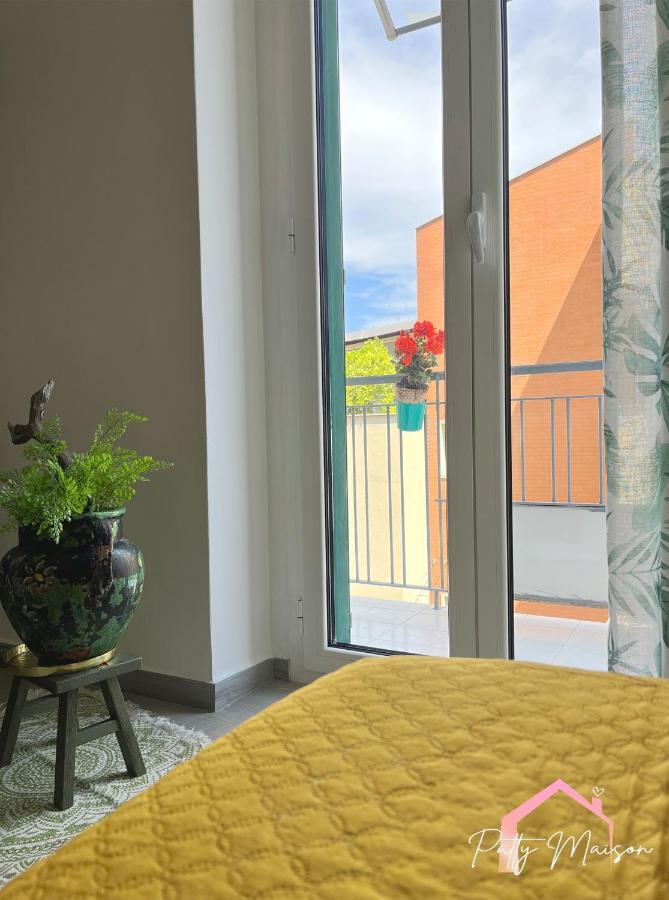 Patty Maison - Large & New Central Apartment Bari Exterior photo