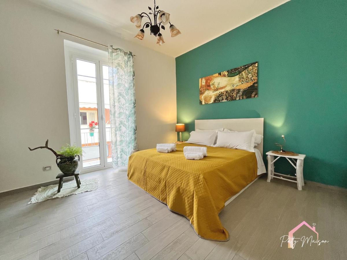 Patty Maison - Large & New Central Apartment Bari Exterior photo